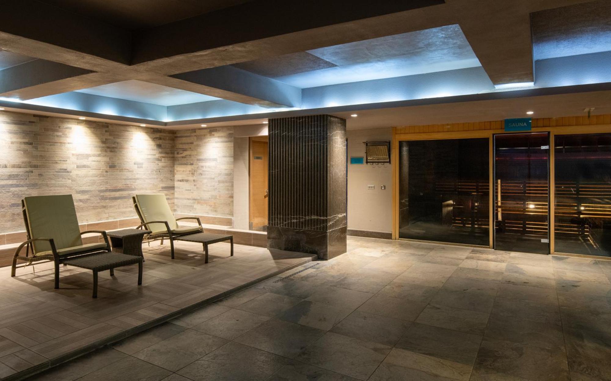 Windsor Hotel & Convention Center Istambul Exterior foto The spa at the InterContinental